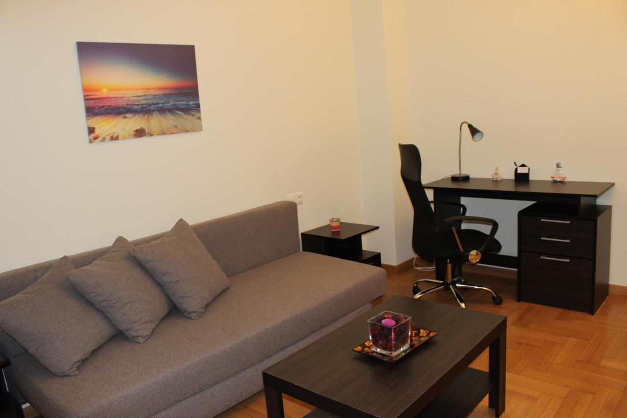 Comfortable Apartment In The Center Of Atina Dış mekan fotoğraf